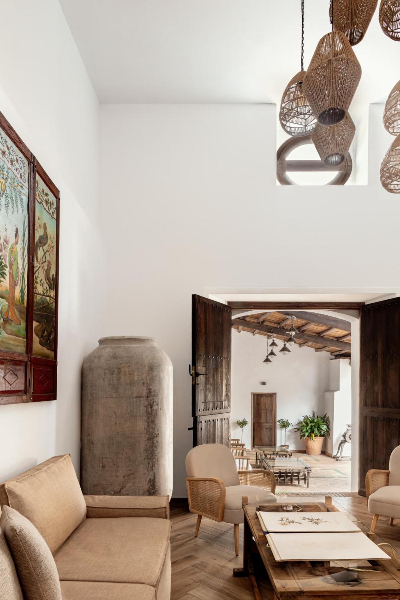 Apartamentos Turisticos El Patio Del Nogal Guadalupe  Exteriér fotografie